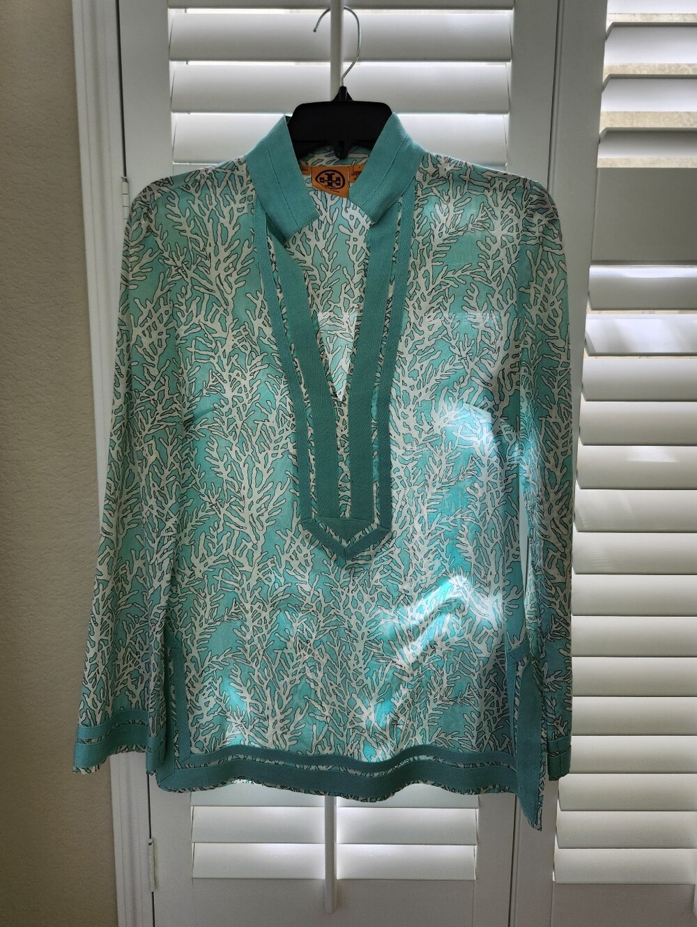 Tory Burch Turquoise and White Coral-Print V-Neck Tunic